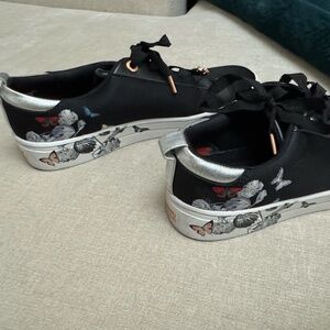 Ted Baker Orosa Sneakers Sz US 8 / UK 5.5 / EU 38.5